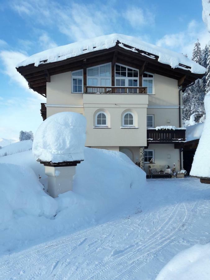 Haus Waldegg Daire Brixen im Thale Dış mekan fotoğraf